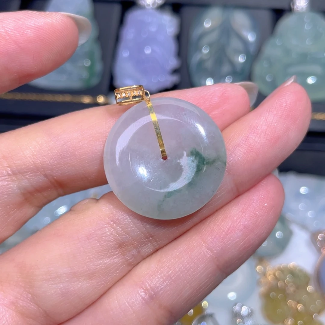 颈饰18K金镶嵌翡翠翡翠