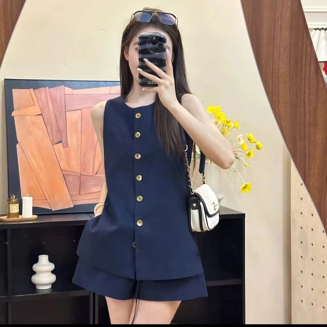 2025夏新款凉凉懒老钱套装女百搭减龄设计感无袖马甲+短裤两件套