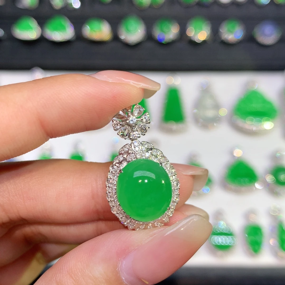 翡翠18K金镶嵌吊坠(不含链)