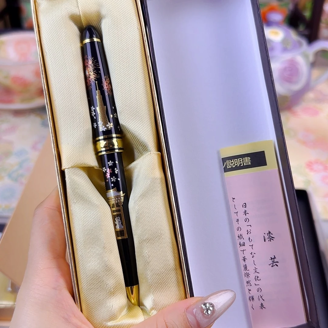 他家茶具瓷器真美！！