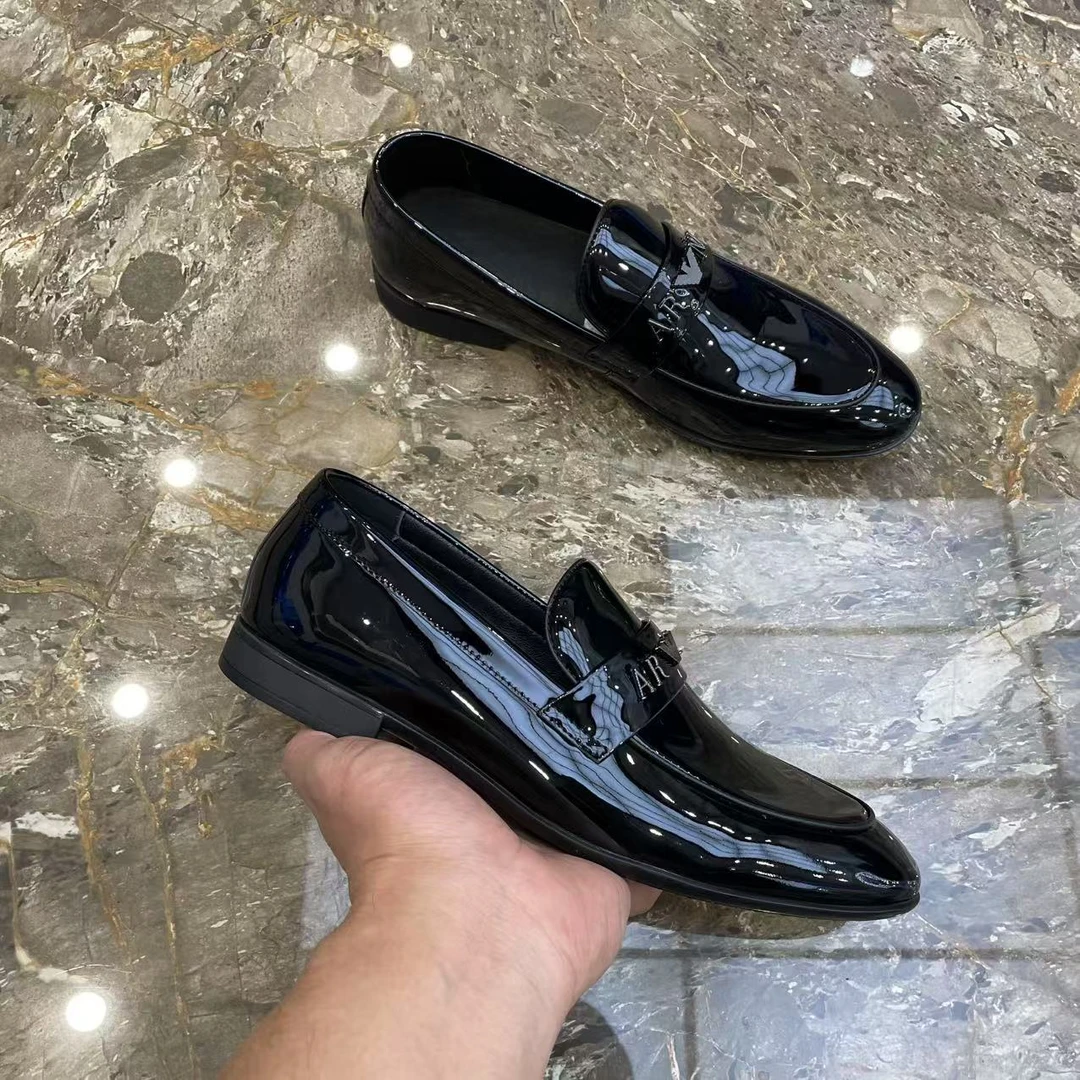 漆皮休闲皮鞋2025春秋一脚蹬平底男士商务休闲鞋商务豆豆鞋3331