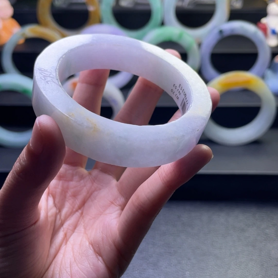 未镶嵌翡翠手镯定制翡翠