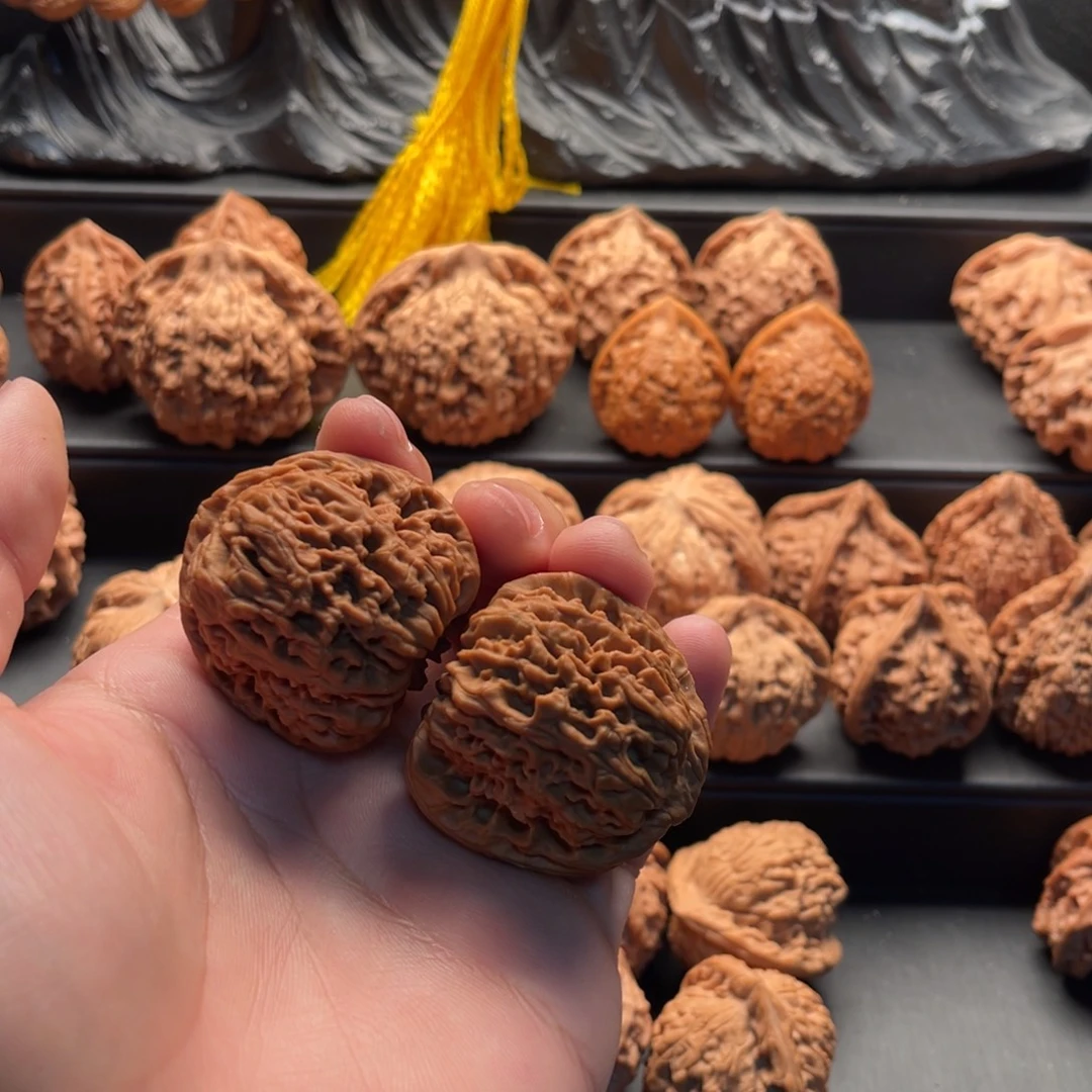 三***娃吊坠文玩核桃南疆