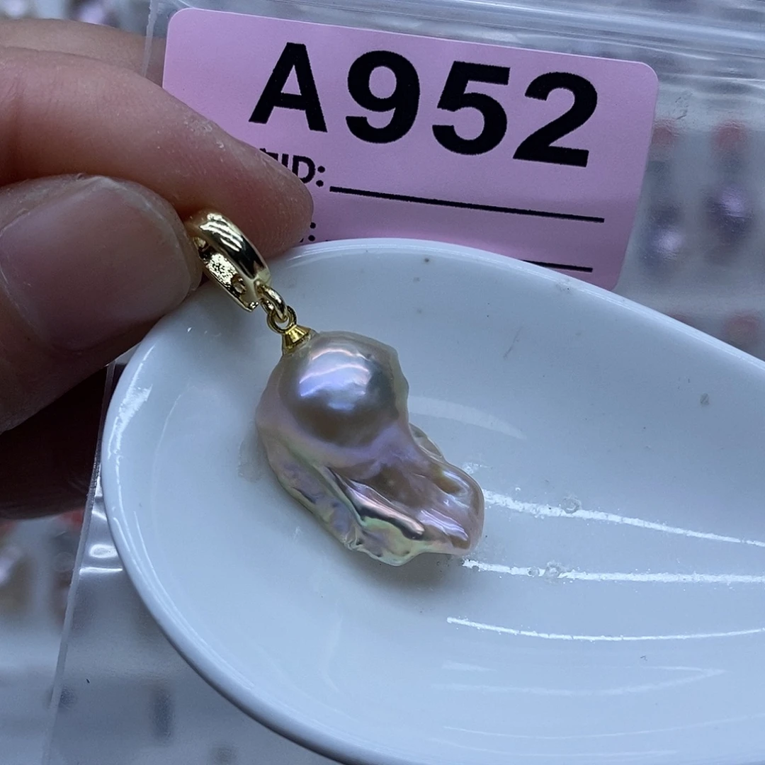 颈饰未镶嵌淡水珍珠