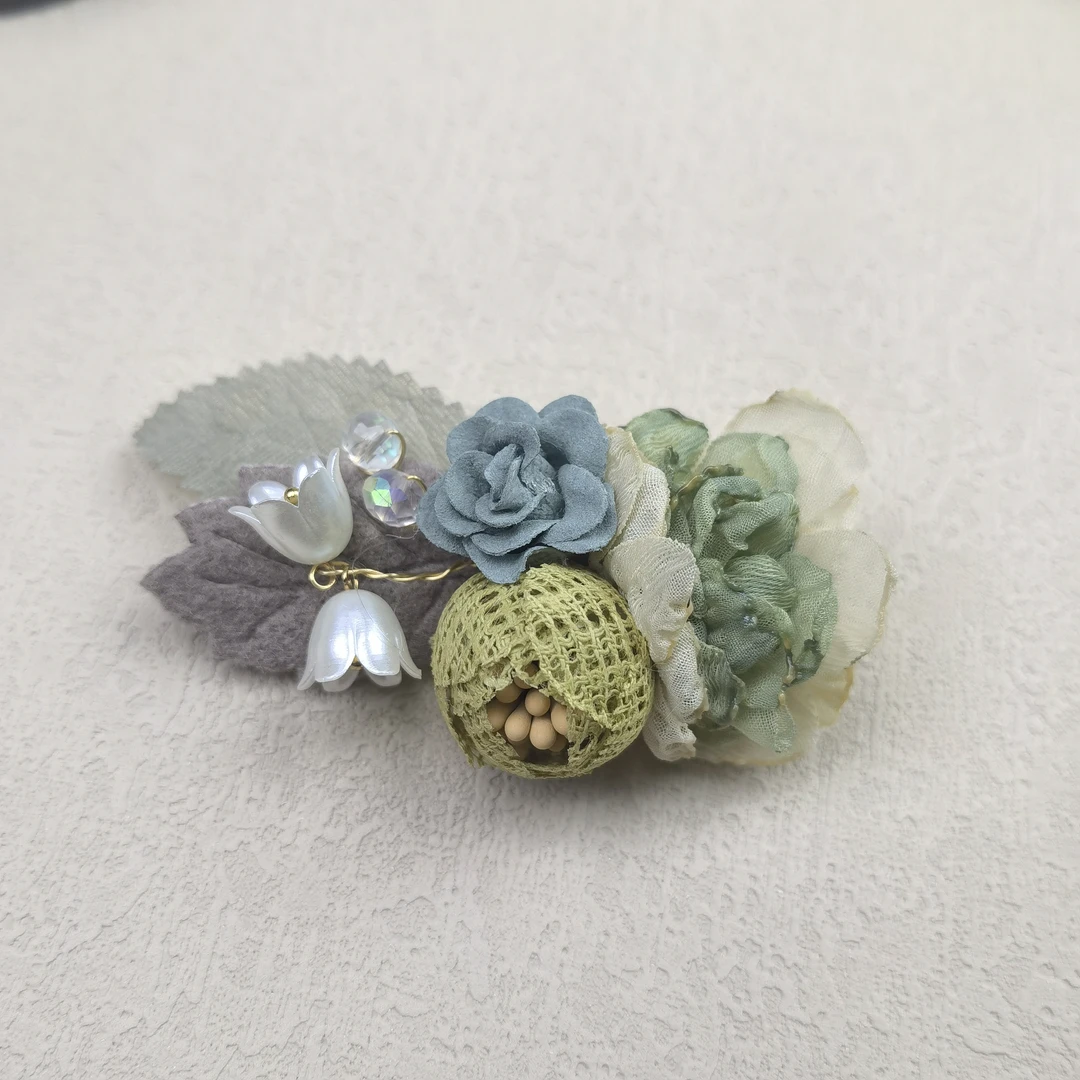 F806绿色手工编织花朵泡菜款边夹