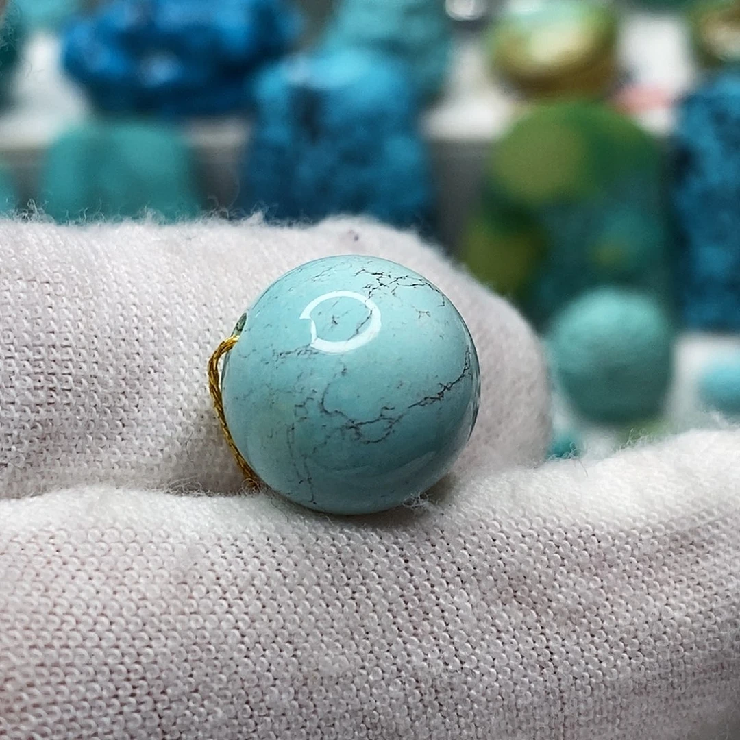 未镶嵌绿松石天然原矿 带武汉地大证书