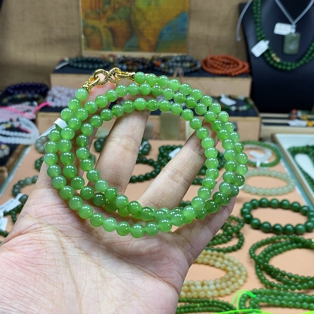 和田玉（碧玉）未镶嵌颈饰6mm果绿