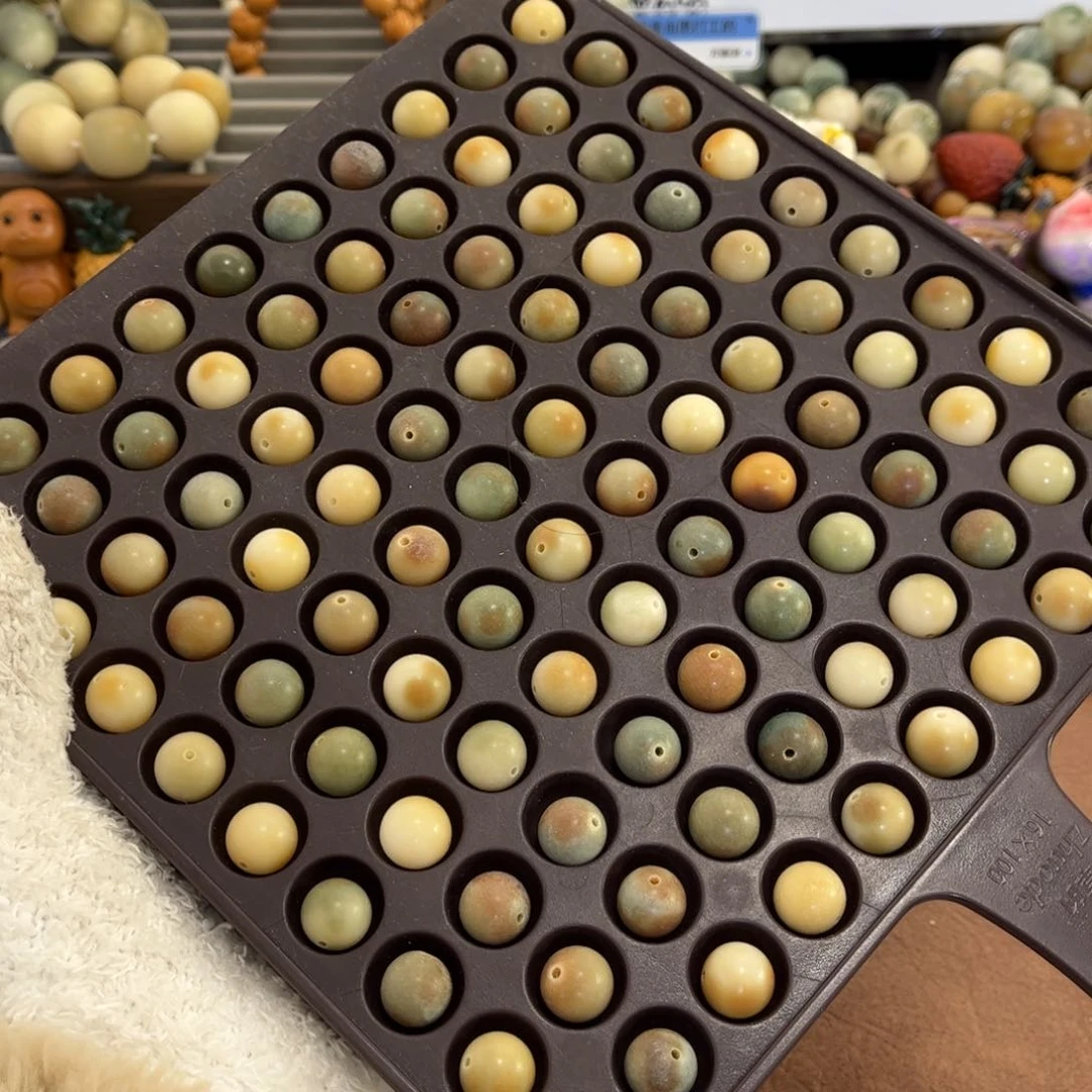 白玉菩提手串油画100颗微瑕随机