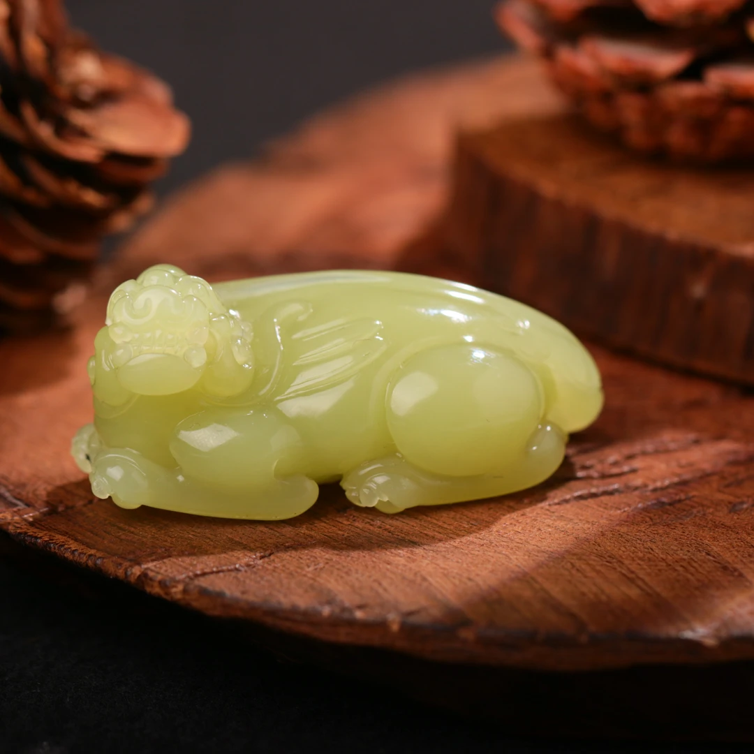 【泓贝珠宝-N280】和田玉老料黄口貔貅手把件/挂件