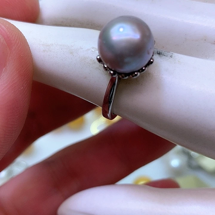 银S925镶嵌耳饰淡水珍珠