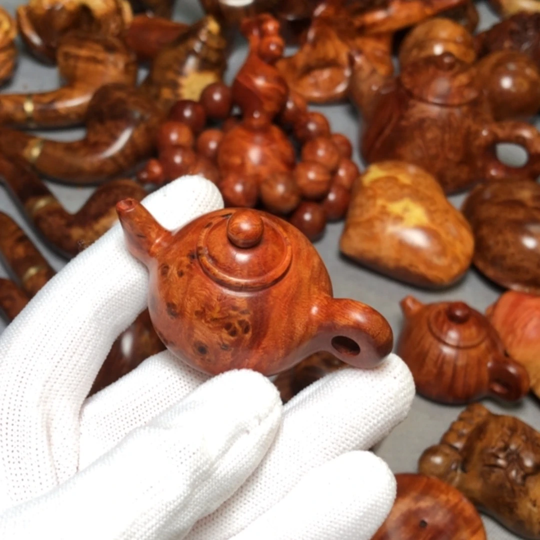 【闪购商品】阳**情火琉璃手把件