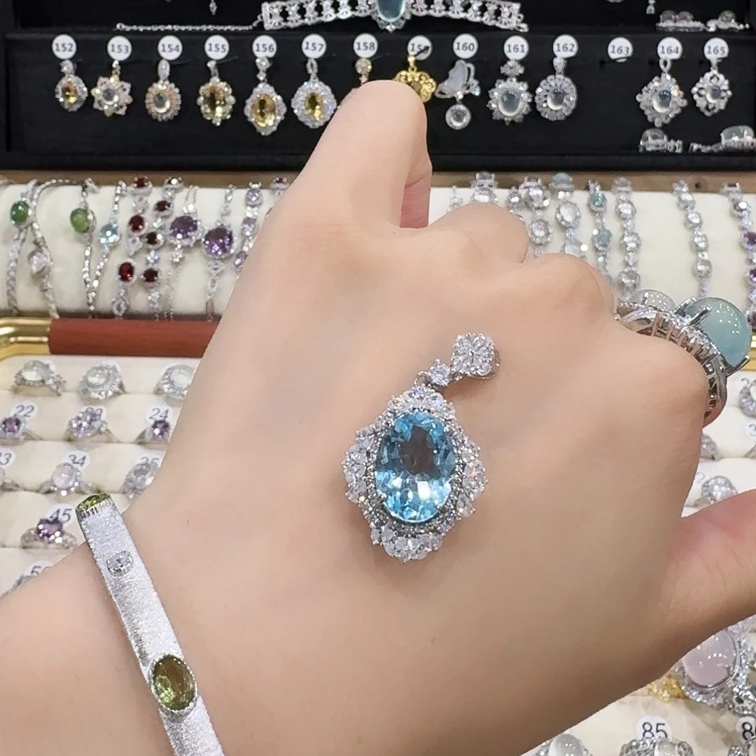 对***心银S925镶嵌颈饰水晶