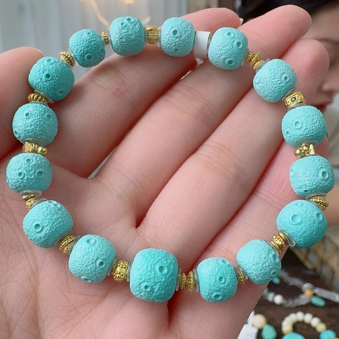 绿松石未镶嵌珠宝奇石