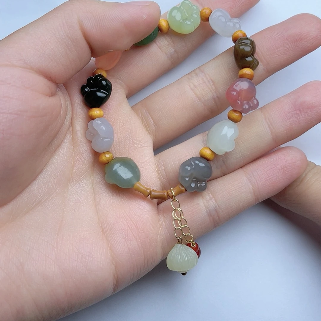 和田玉手串。k k未镶嵌