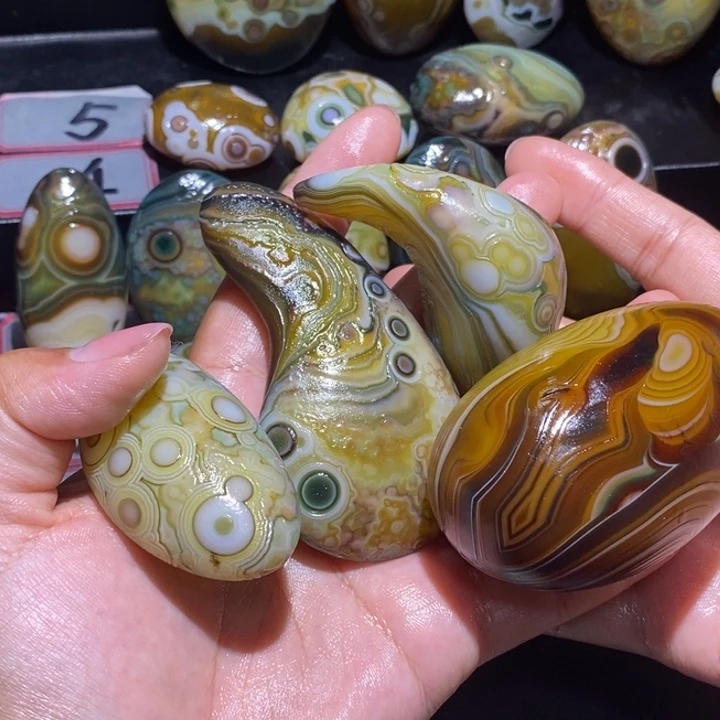 毛***记玛瑙/玉髓未镶嵌珠宝奇石