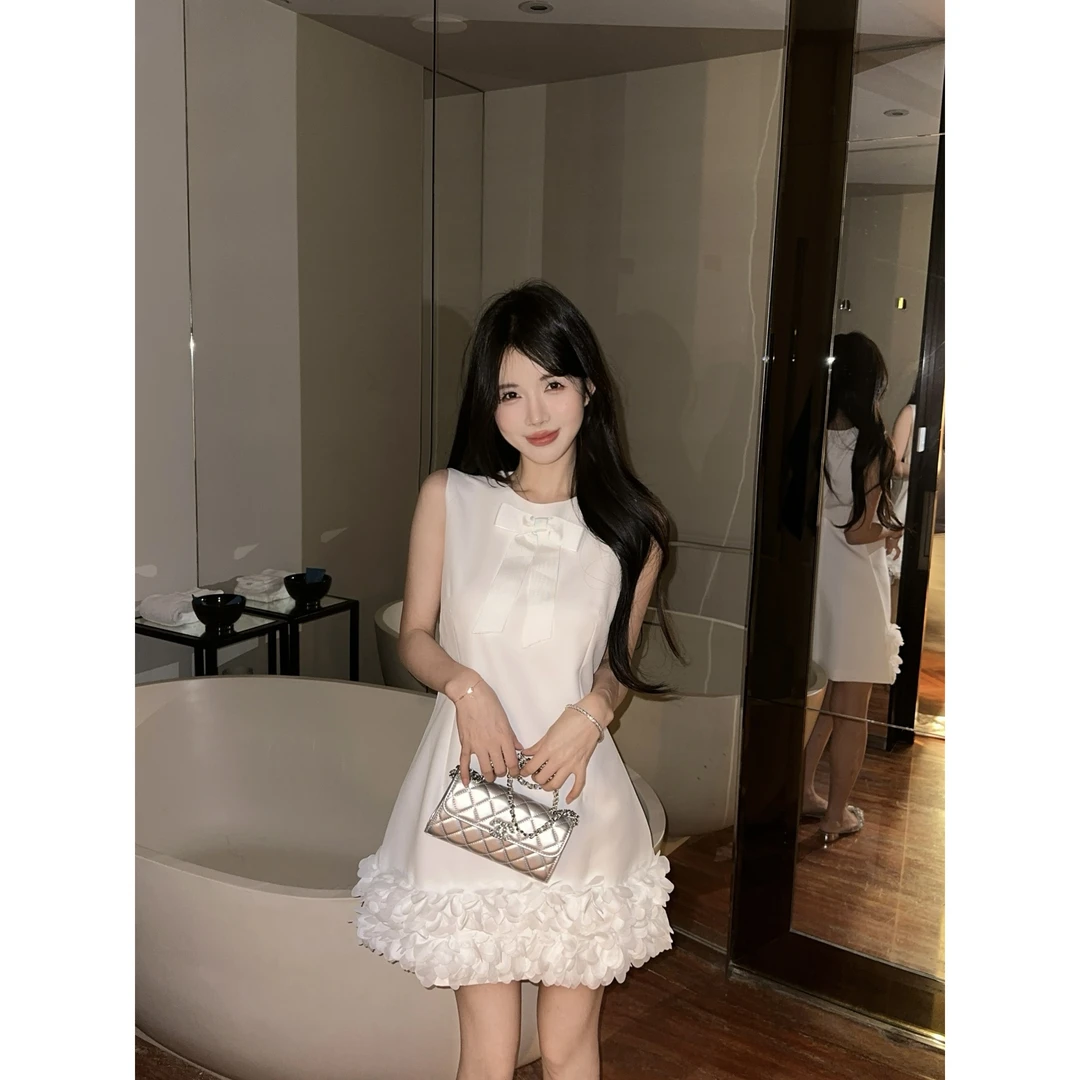 法式千金风甜美蝴蝶结无袖背心连衣裙高级感花瓣拼接宽松收腰短裙