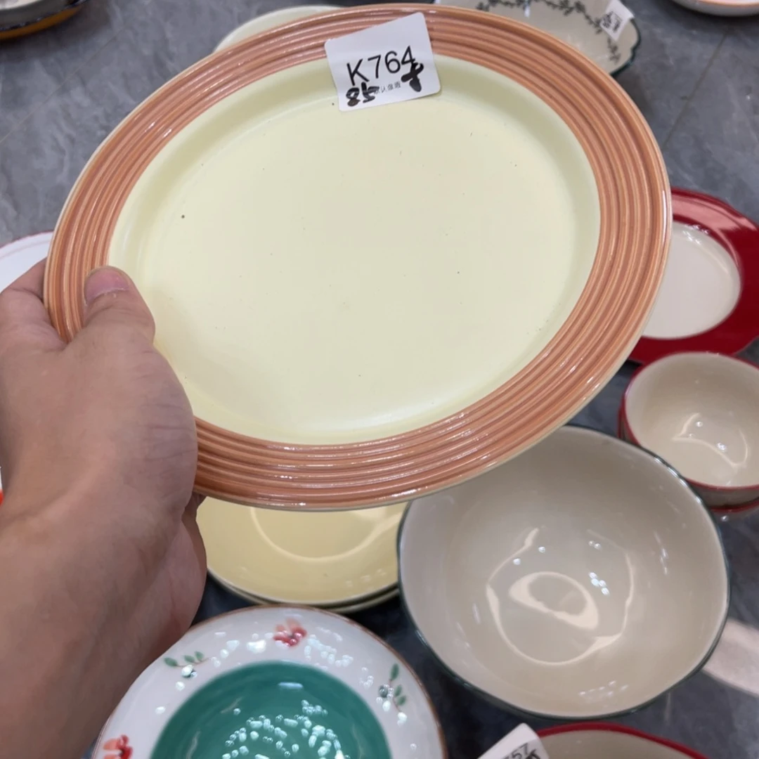 陶瓷微瑕餐具介意勿拍，满18飞！