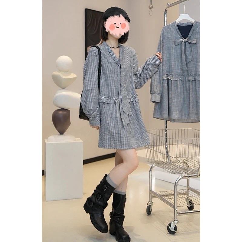 秋季V领公主风格纹连衣裙2025新款气质通勤衬衫裙短裙女