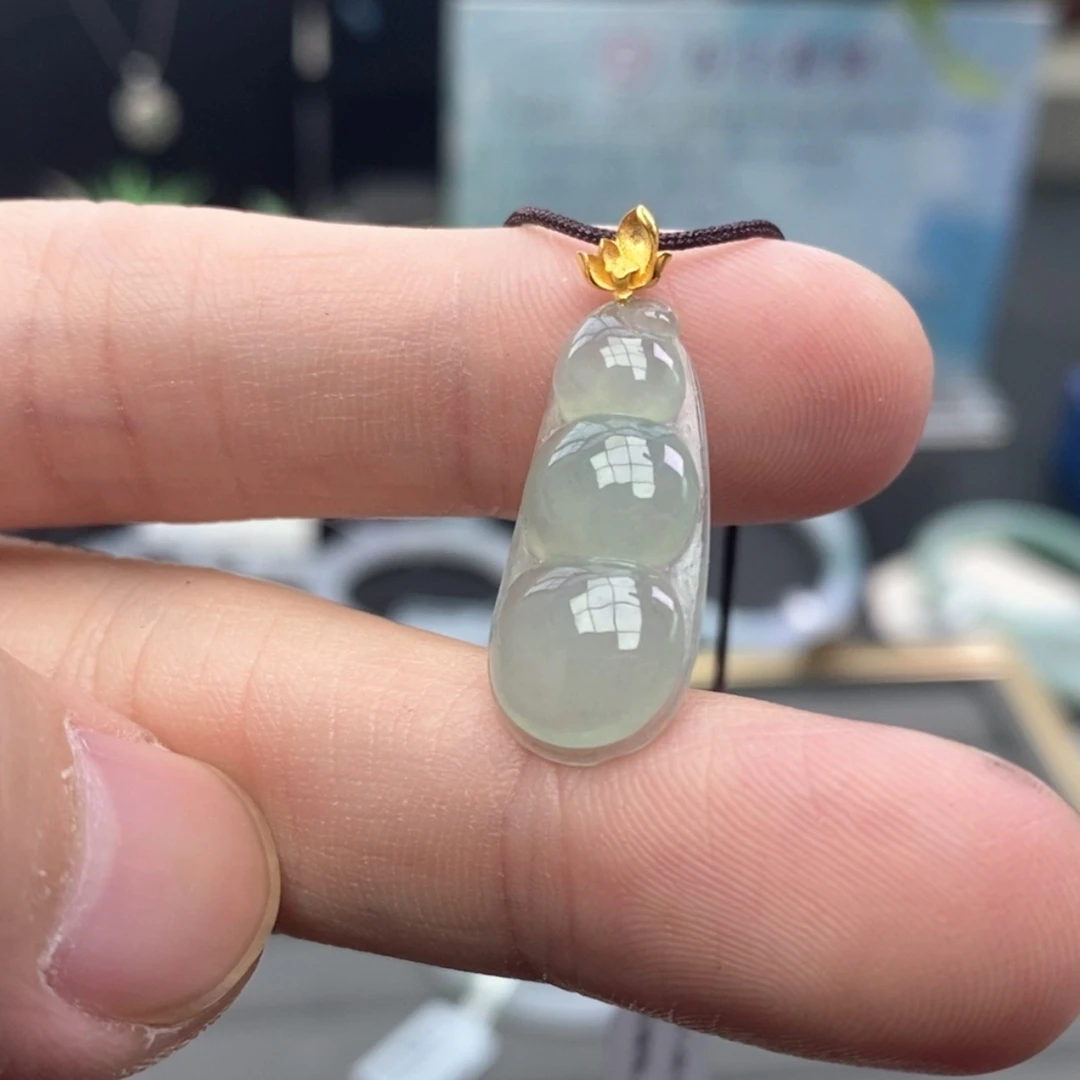 【闪购商品】颈饰未镶嵌翡翠翡翠