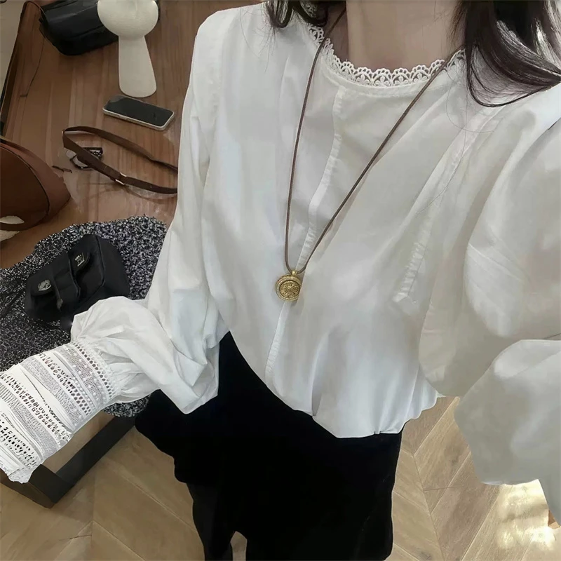 2025早春新款蕾丝钩花白色花边衬衫法式宽松洋气叠穿背心裙女套装