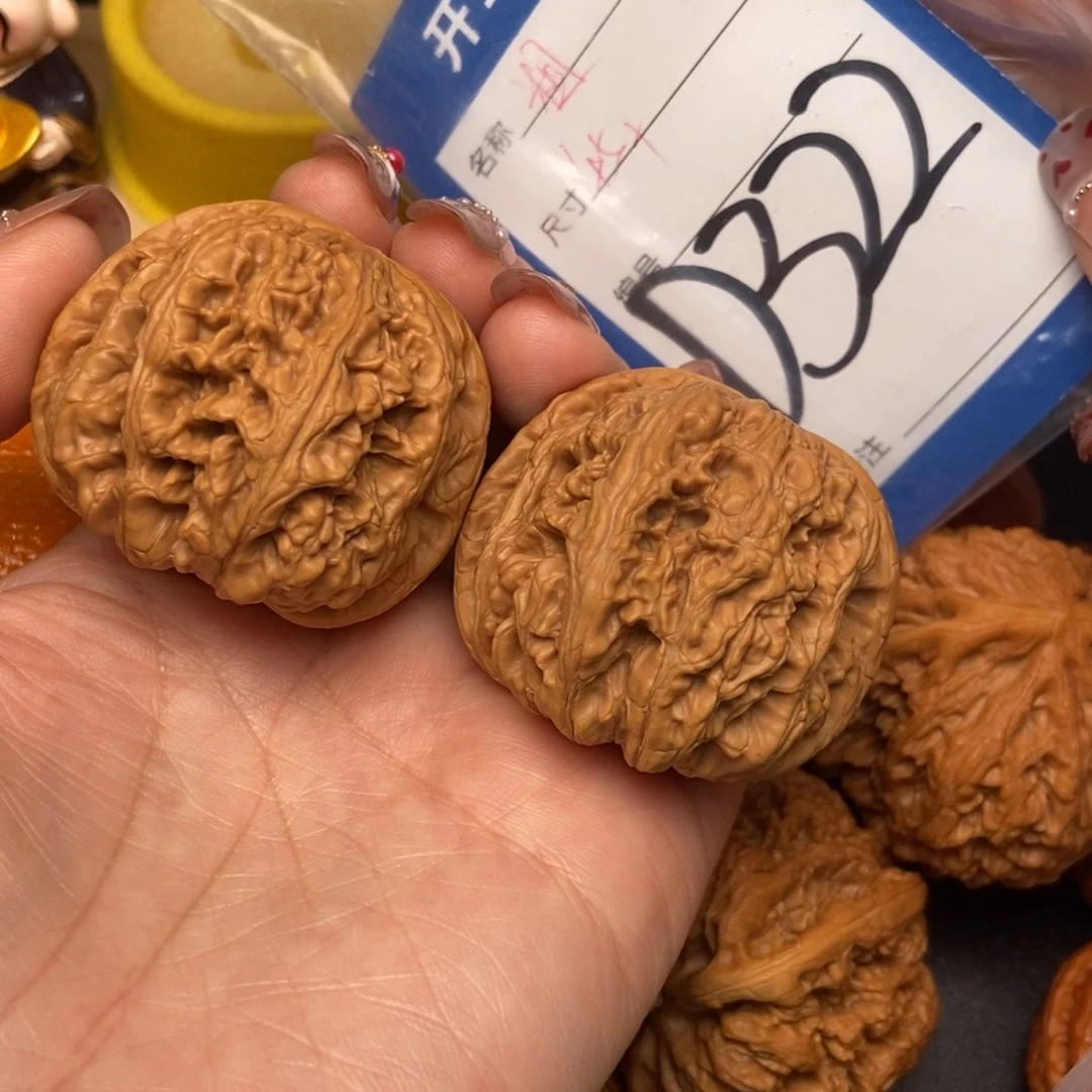 桃核吊坠石**天核桃粗筋