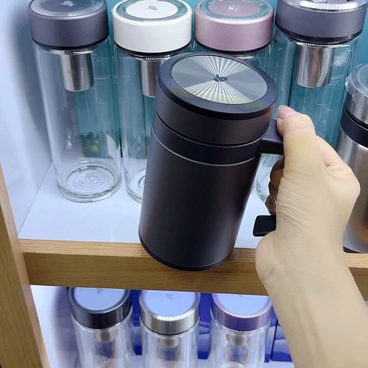 嘿***丫万象品牌保温杯S26-500水泥灰