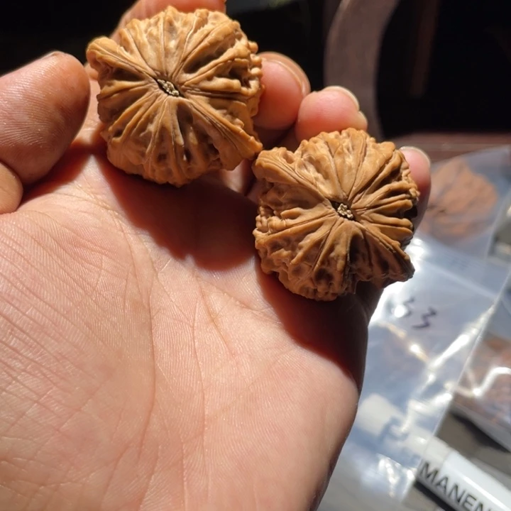 小***哥吊坠桃核磨盘222222