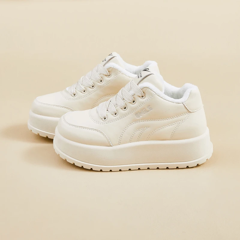 2025冬季加绒加厚小白鞋新款韩版ins女学生厚底增高保暖板鞋休闲