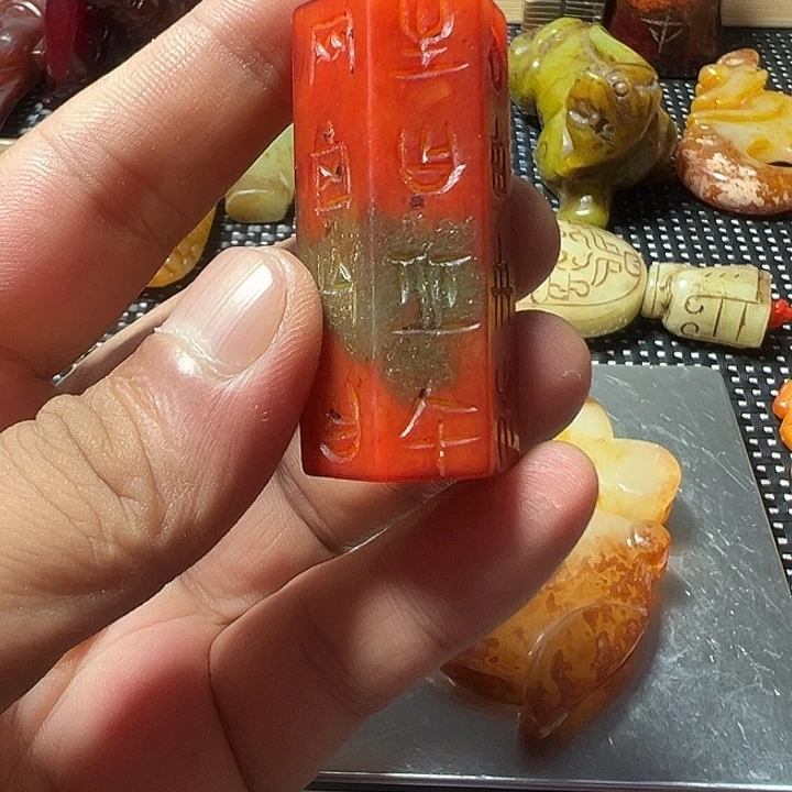 未镶嵌和田玉（糖玉）挂件