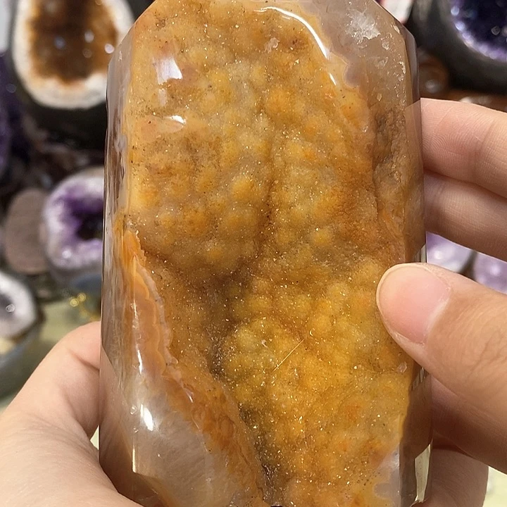 未镶嵌水晶大型摆件（非配饰）