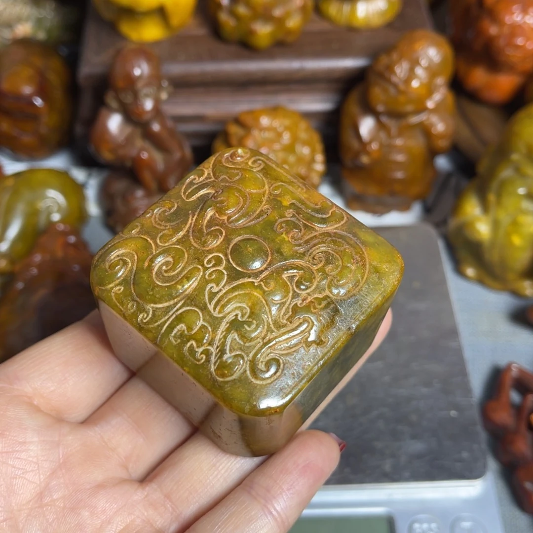 蛇纹石玉合金颈饰