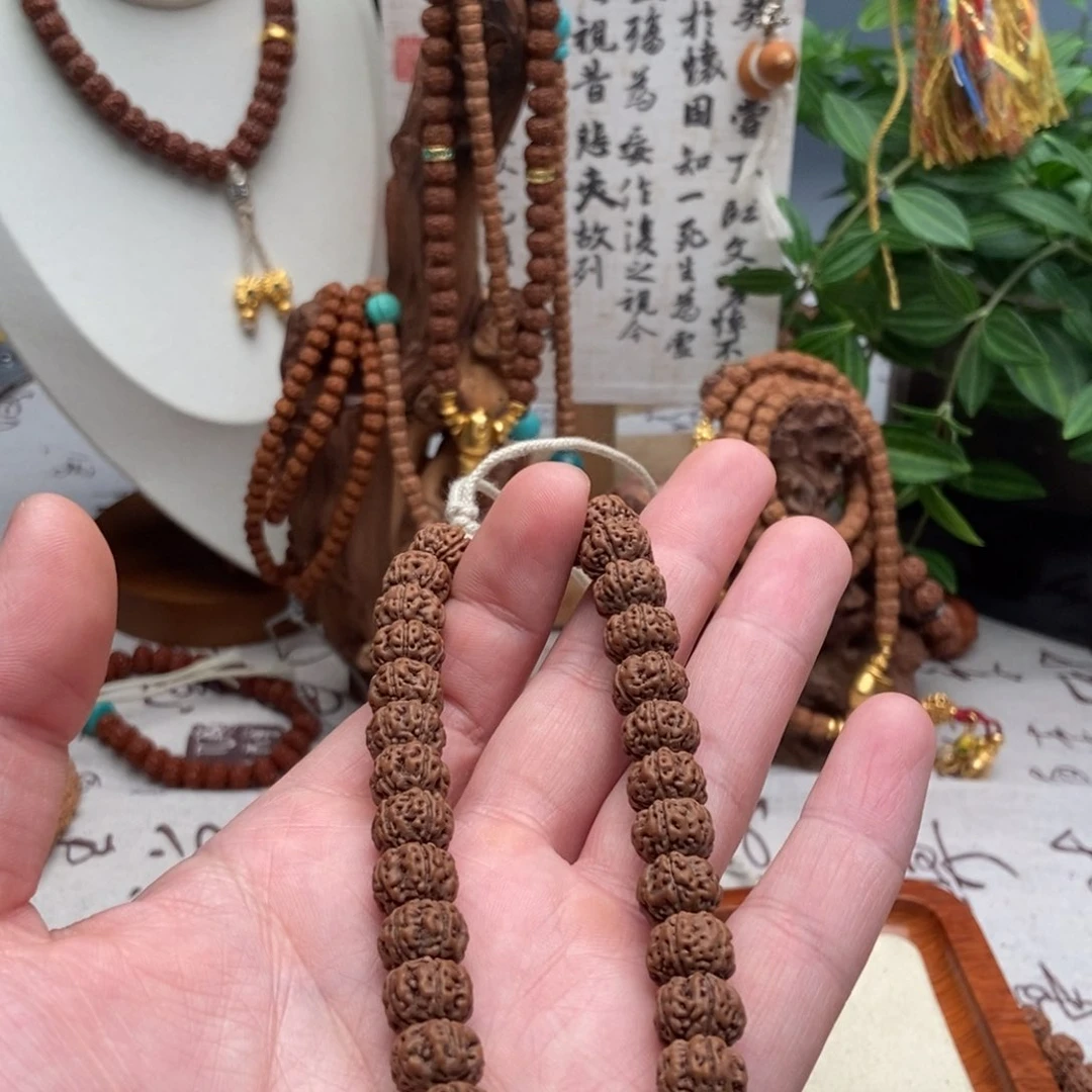 金刚菩提把件丶****n纯血老树王