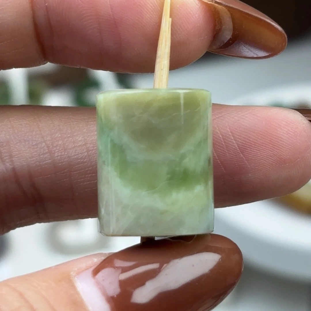 和田玉（糖玉）未镶嵌手链