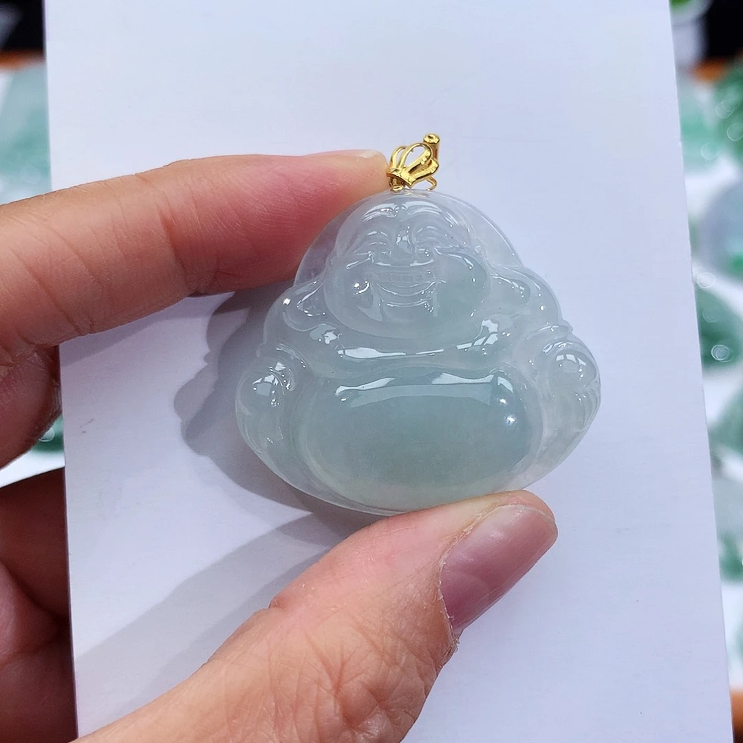 翡翠18K金镶嵌颈饰翡翠吊坠