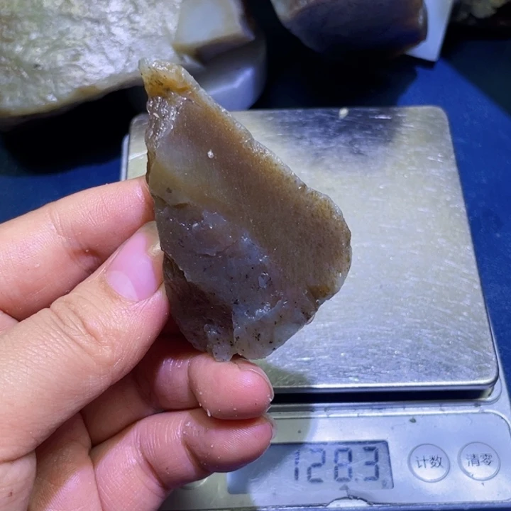和田玉未镶嵌珠宝半成品