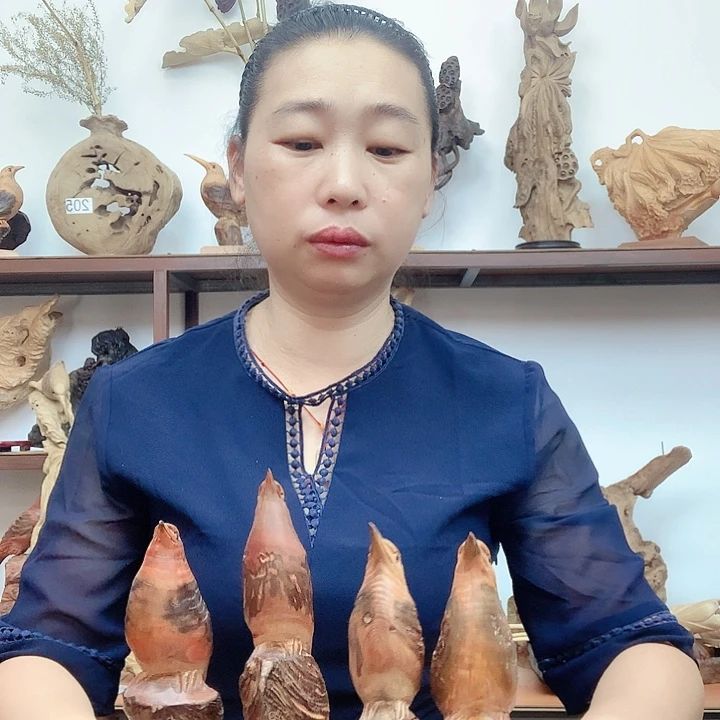 李***铬松木松香木小鸟摆件