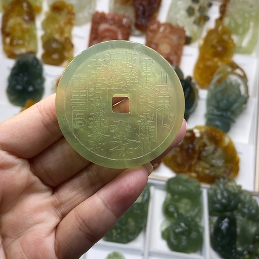 【闪购商品】蛇纹石玉未镶嵌颈饰