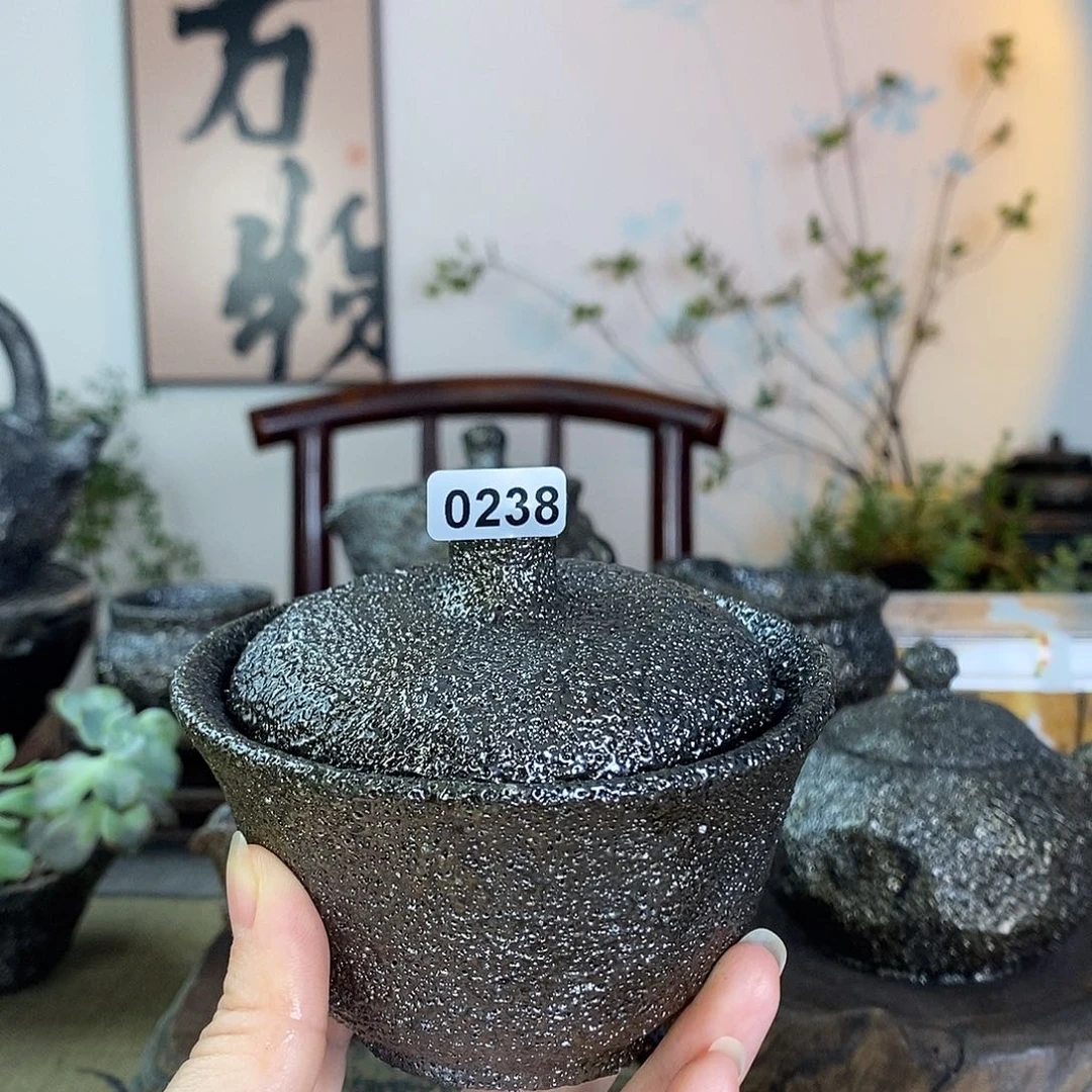 荥经黑砂馒头窑盖碗135cc