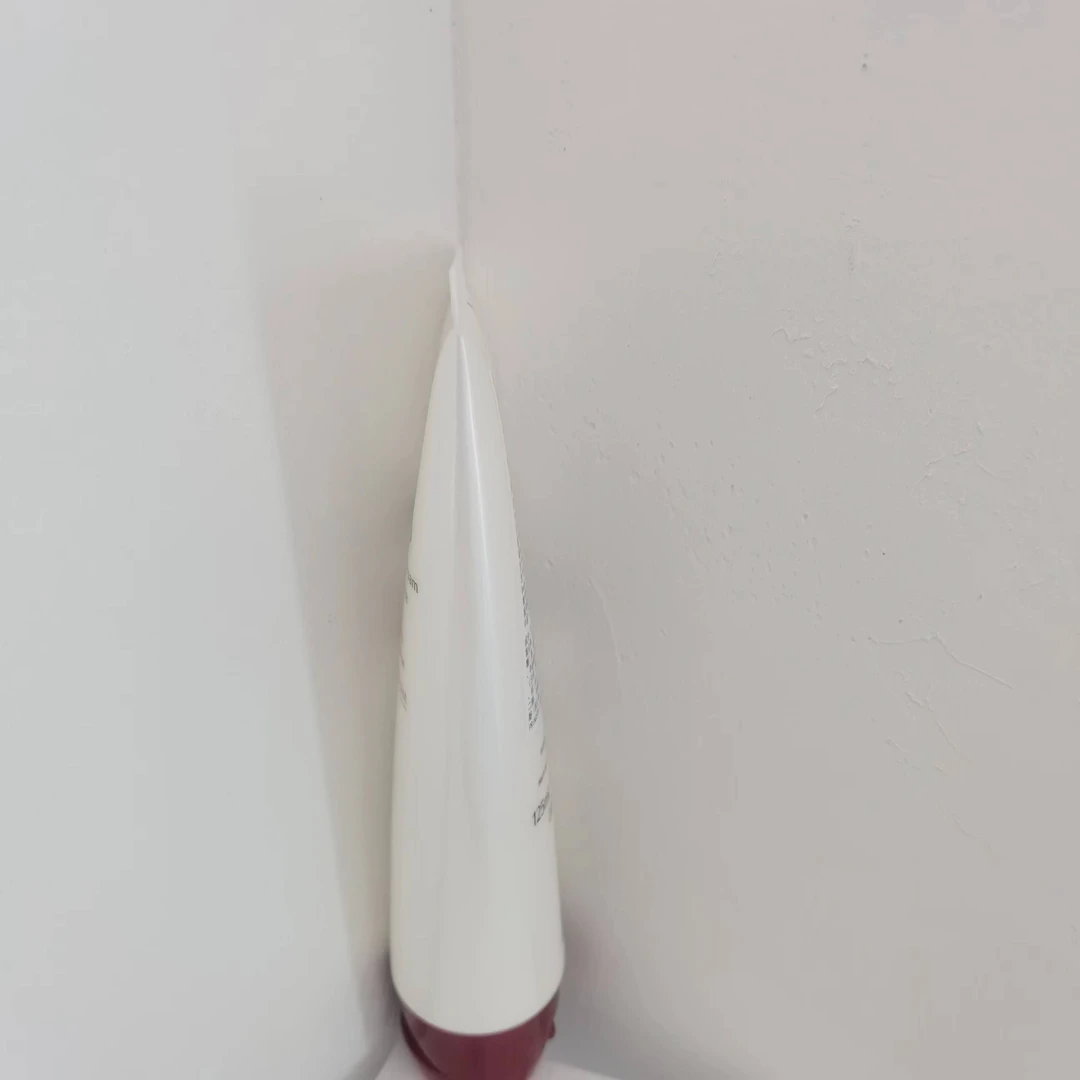 大庆仓 红腰子肌活洁面 125ml （限使用日期27年）5290