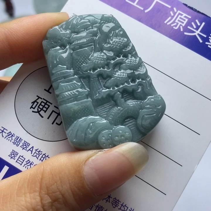 翡翠未镶嵌颈饰翡翠