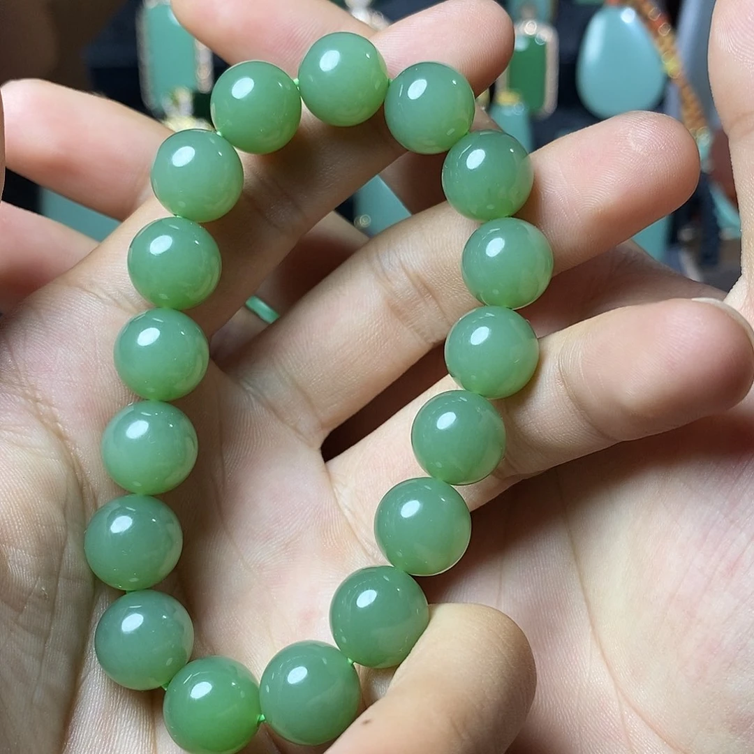 吊坠(不含链)未镶嵌和田玉（碧玉）