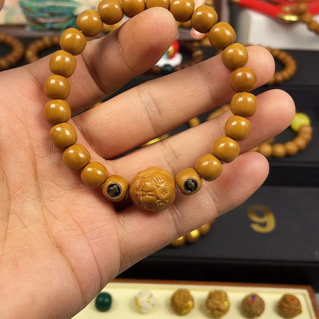 吊坠猴头核桃财神金标