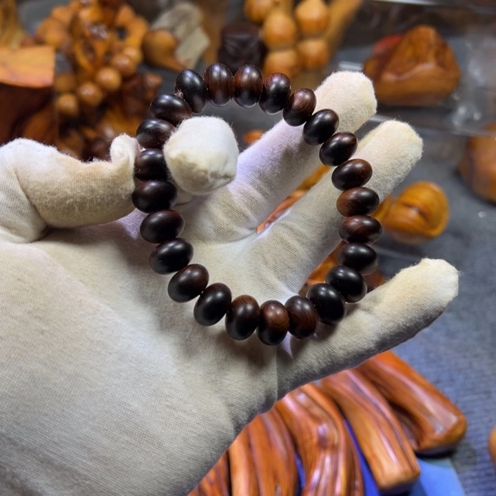 道***柏木（崖柏）陈化老料手串把件