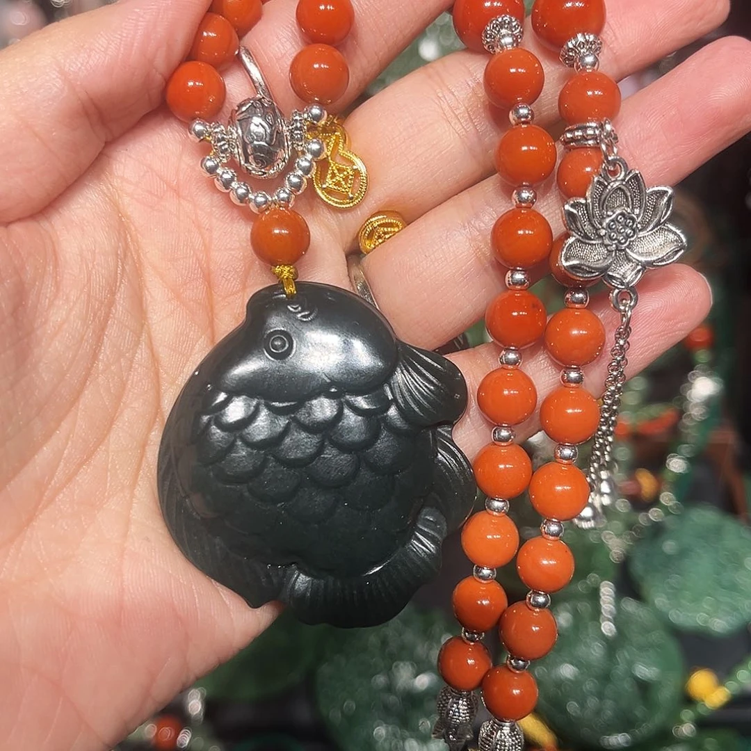 颈饰未镶嵌和田玉（糖玉）