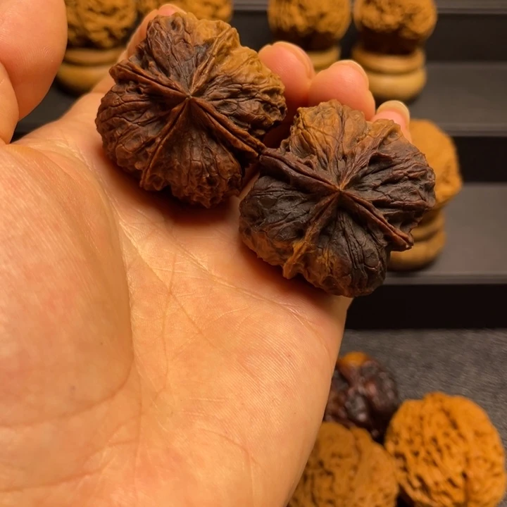 文玩核桃吊坠F大刺