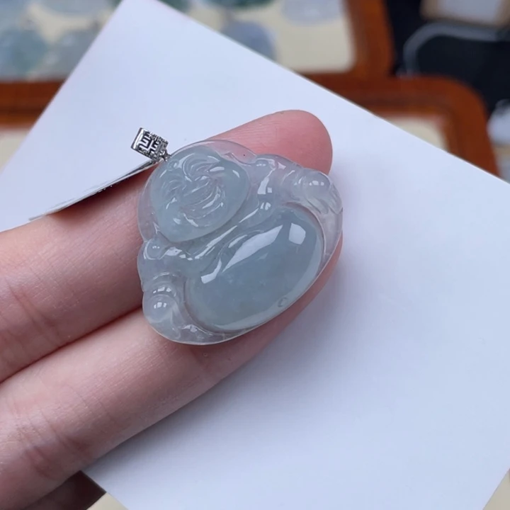 翡翠18K金镶嵌颈饰巧*