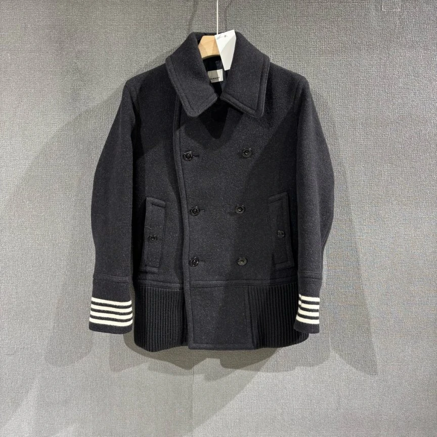 99新 BURBERRY/博柏利 （pm）黑色羊毛外套 46码/6527