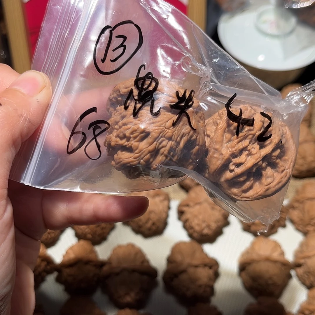 独***品吊坠文玩核桃68虎头
