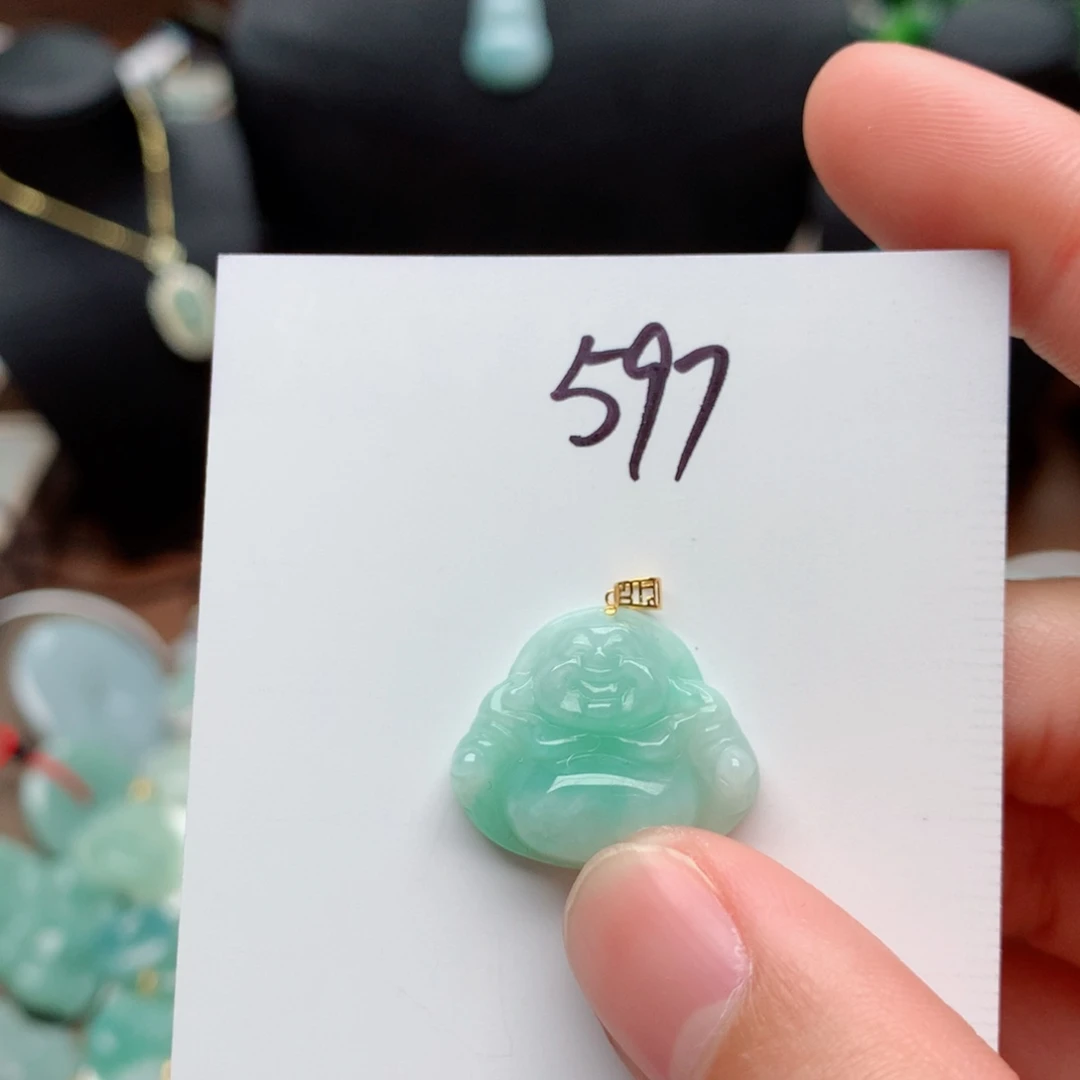 翡翠颈饰18K金镶嵌吊坠