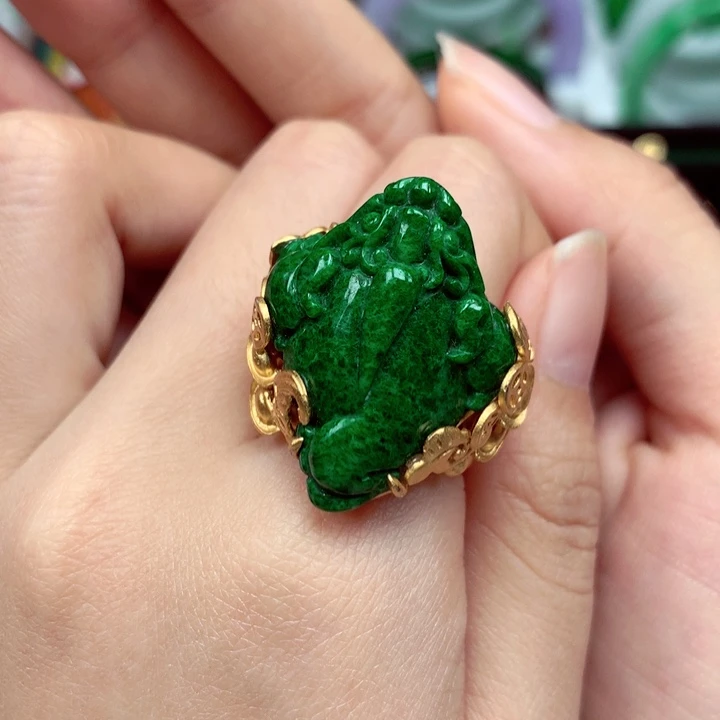 翡翠银S925镶嵌颈饰翡翠